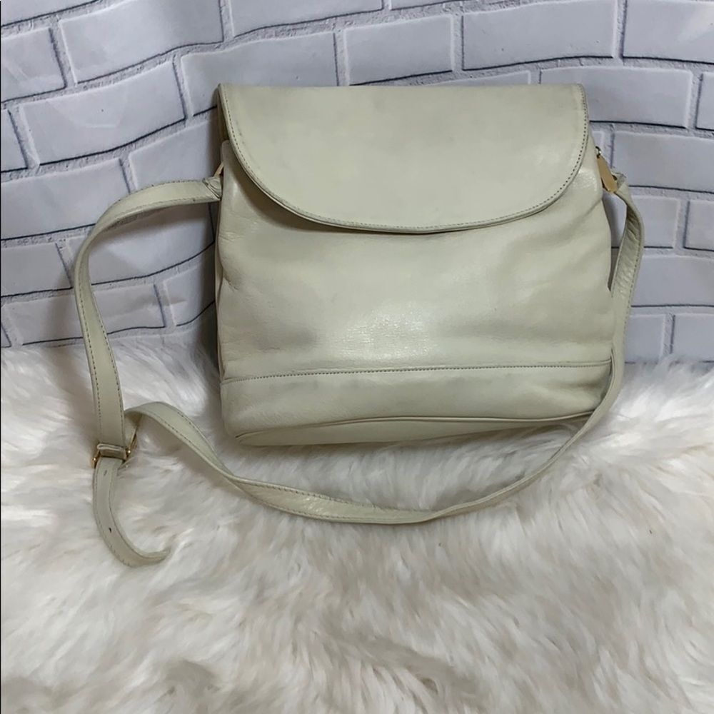 Perlina Bone Leather Shoulder Bag‎